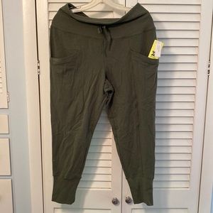 all in motion - High Rise Jogger Olive Green Size Medium - New (tags attached)